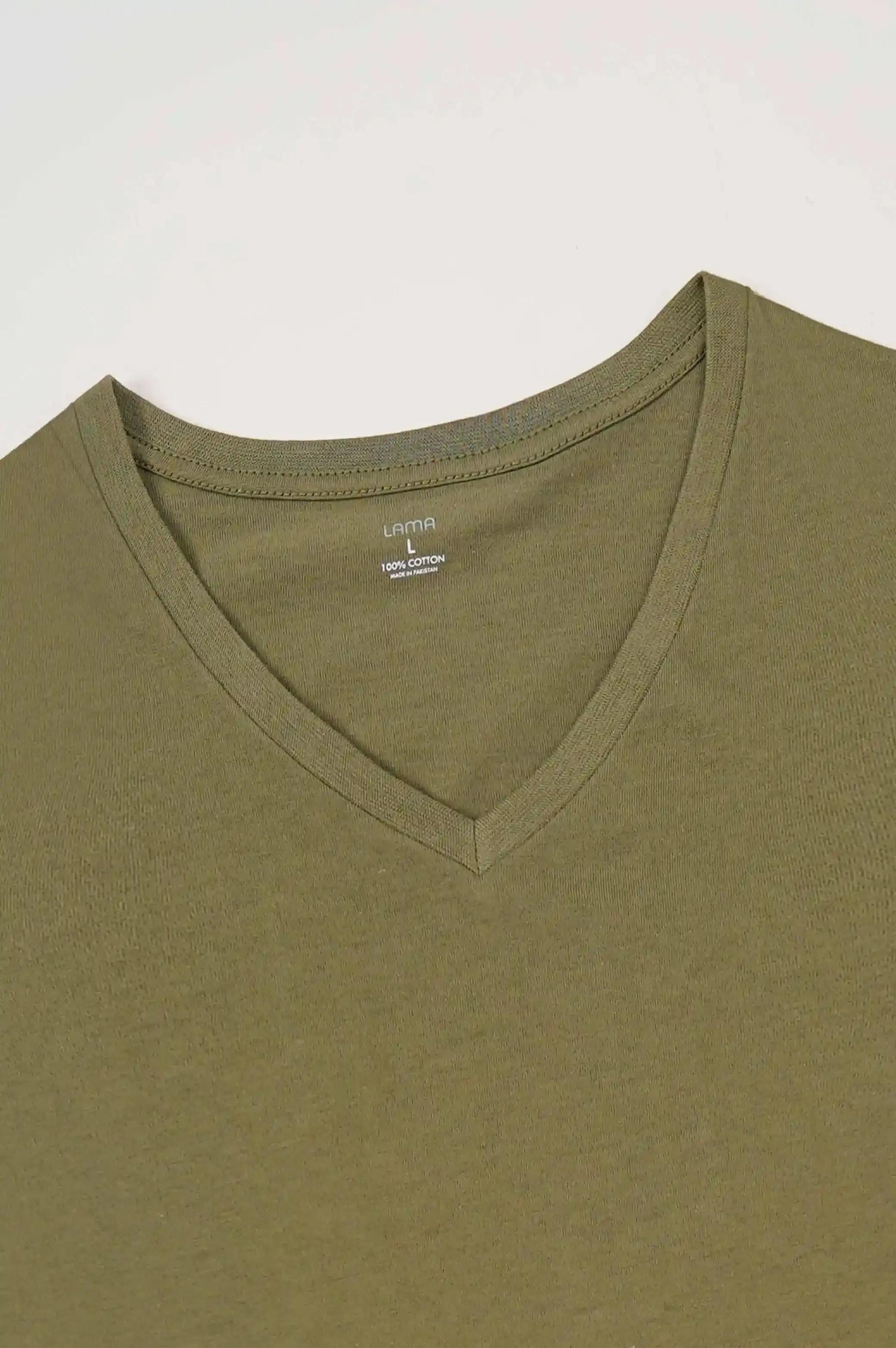 BASIC V NECK T-SHIRT