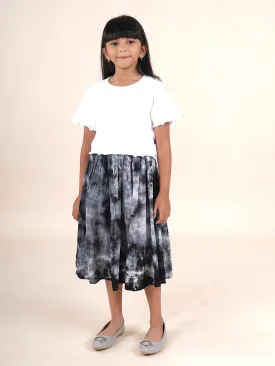 Girls Cotton Solid Crop Tee With Rayon Tie & Dye Flared Skirt Set