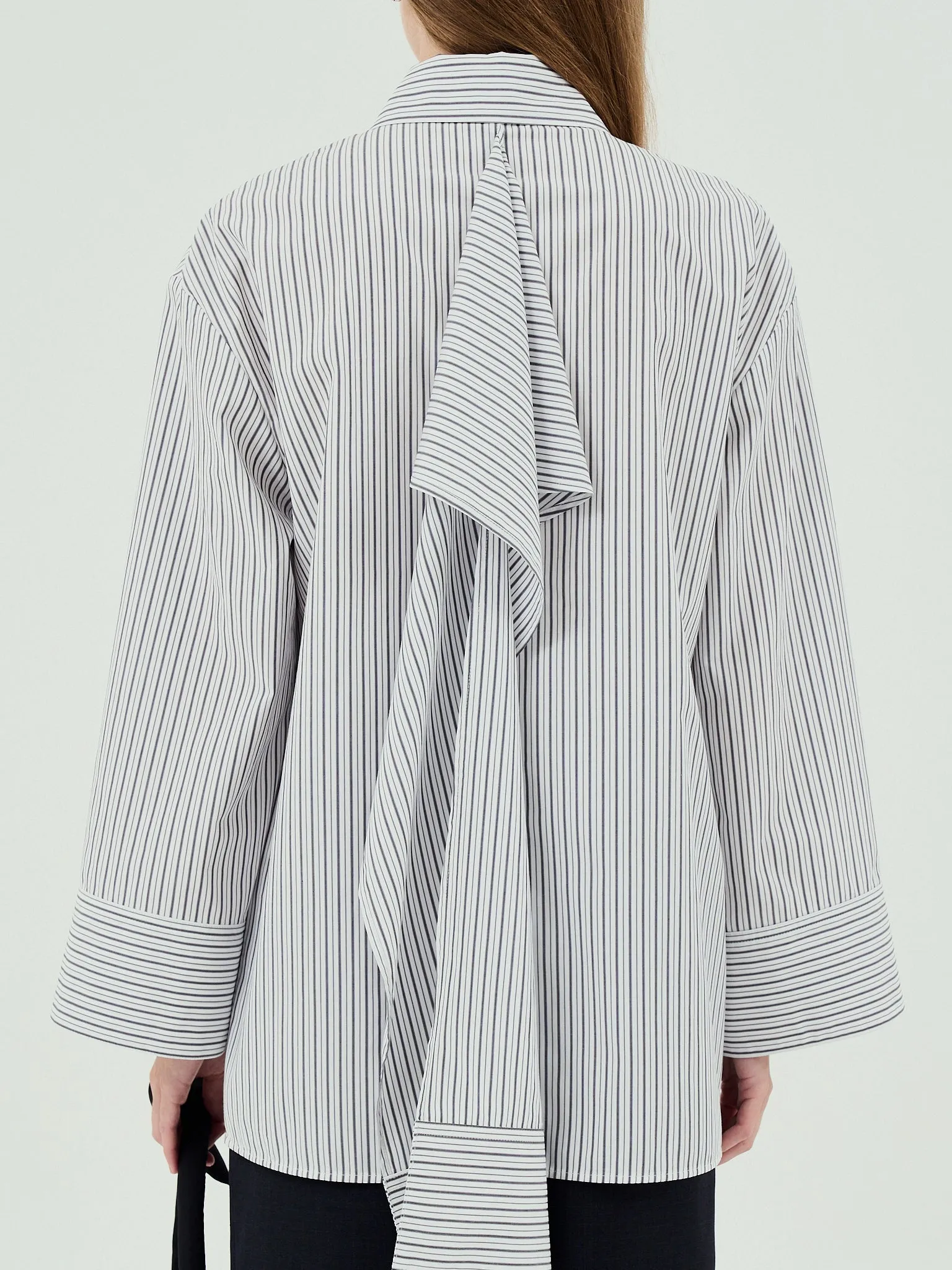 GOEN.J Self-tie knotted-detail striped cotton shirt - Striped