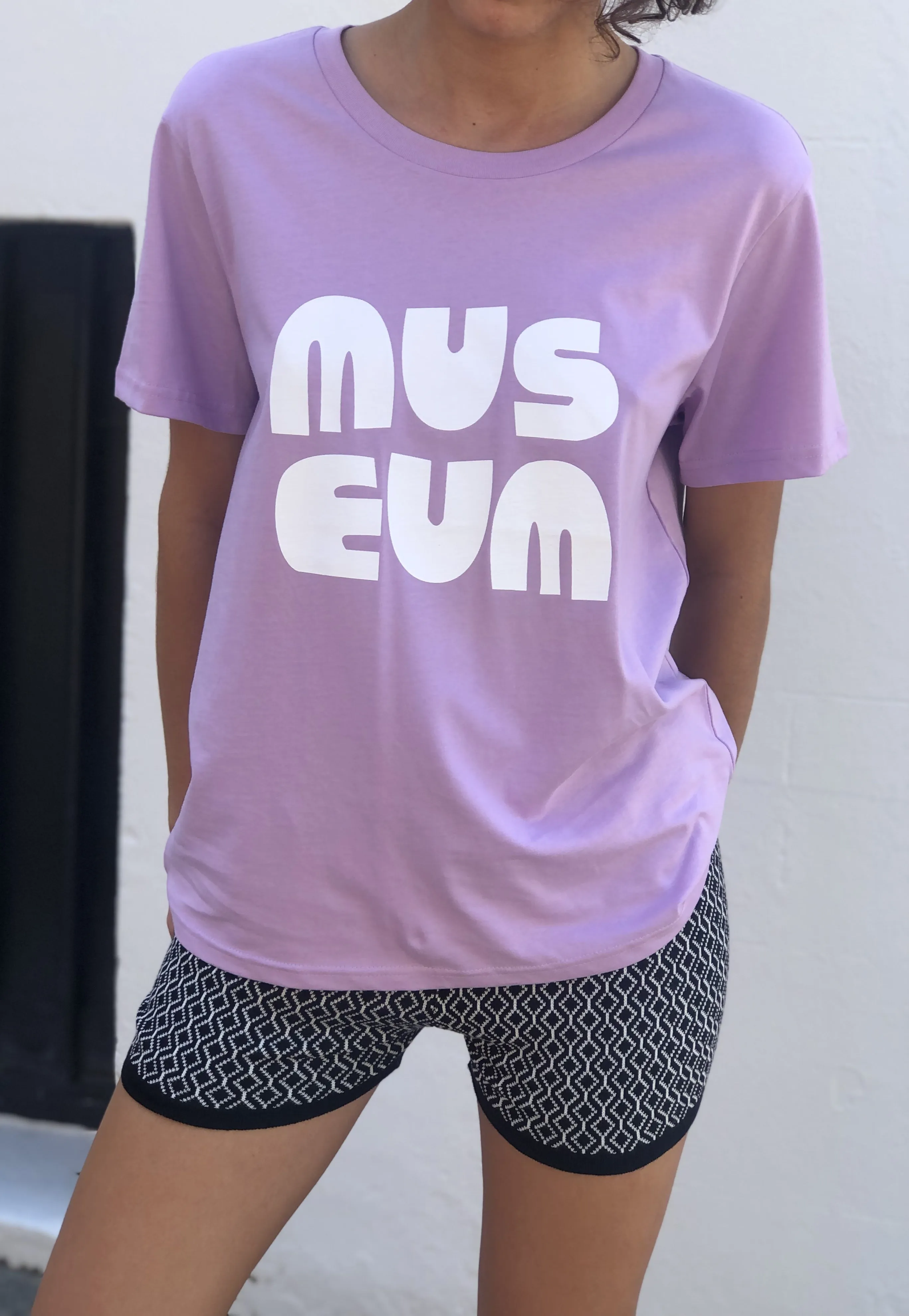 Museum Tee Lilac