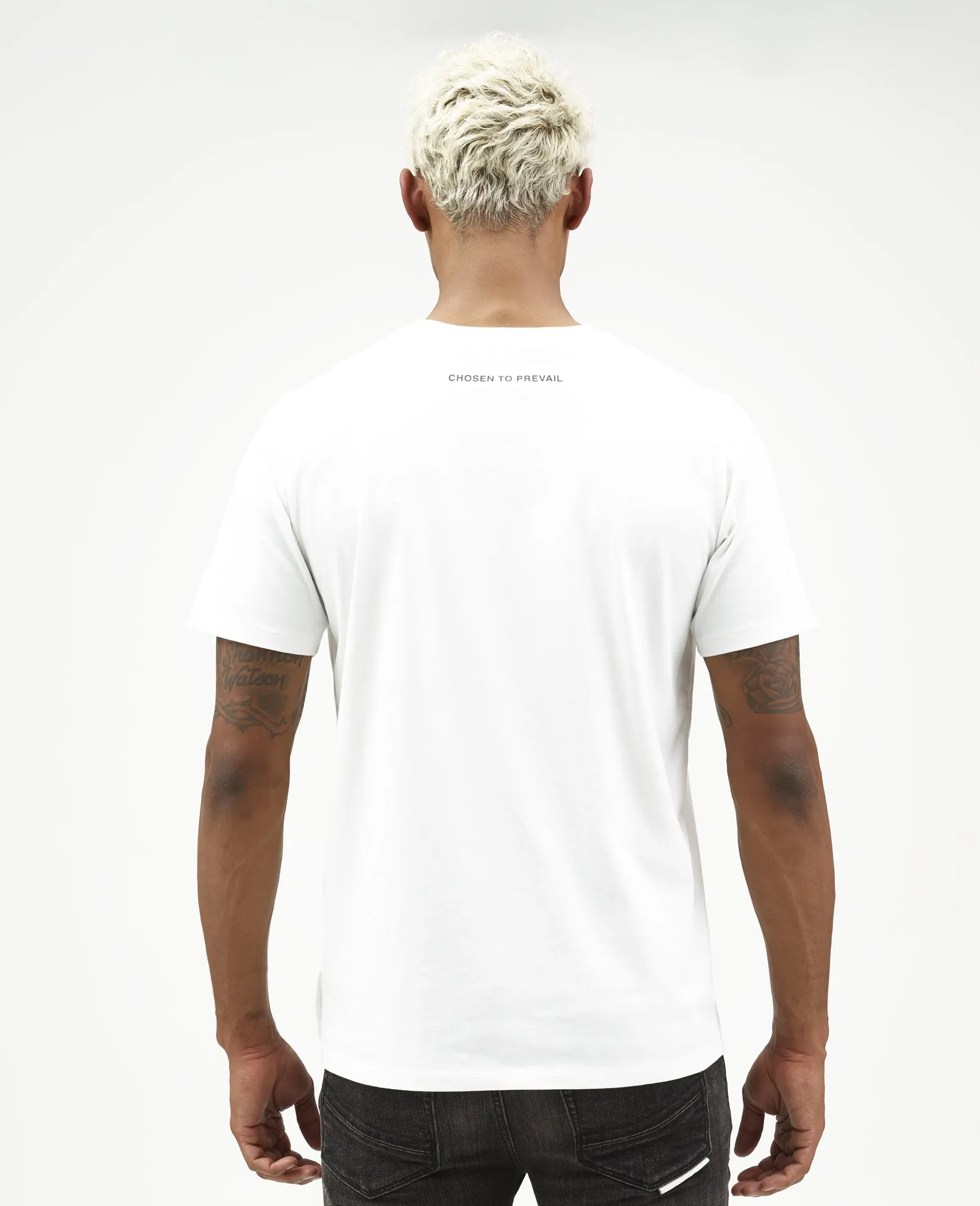 TRIANGLE LOGO TEE IN WHITE